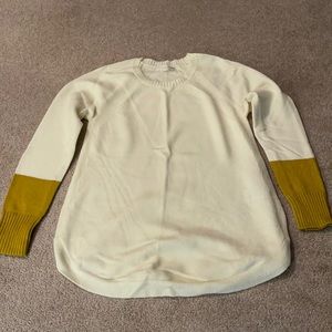 Cream Anthropologie Sweater - Size Medium - Never Worn